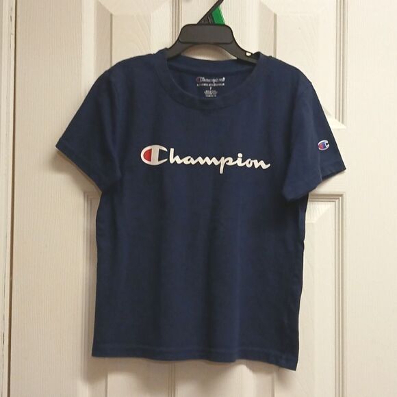 🩷CHAMPION Boys Size 7 Tshirt, Navy - Picture 1 of 7